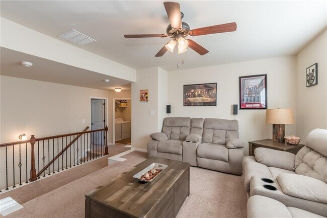 Building Photo - 4850 Haysboro Way