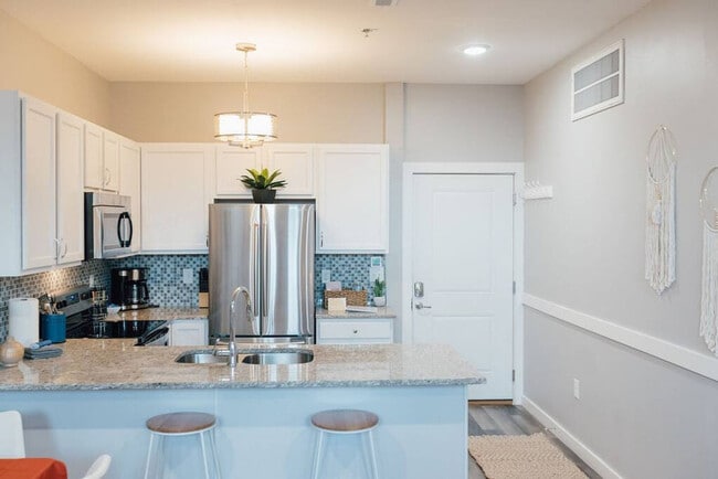 Building Photo - 117 Spring St