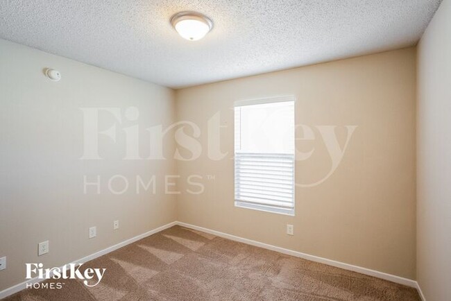 Building Photo - 12121 Belfry Dr