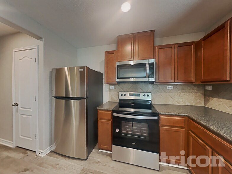 Building Photo - 2417 Cotton Forrest