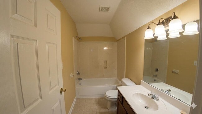 Building Photo - 5428 Gold Leaf Ln