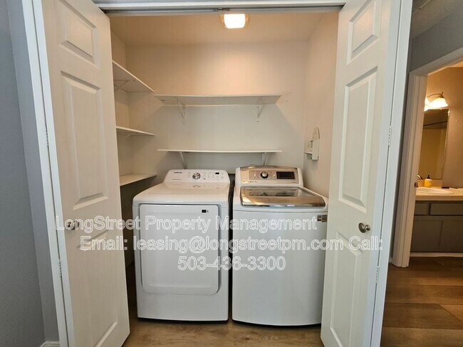 Building Photo - 13135 SW Raptor Pl
