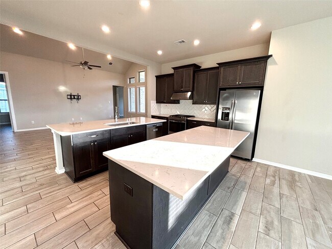 Building Photo - 5806 Pecos Ct