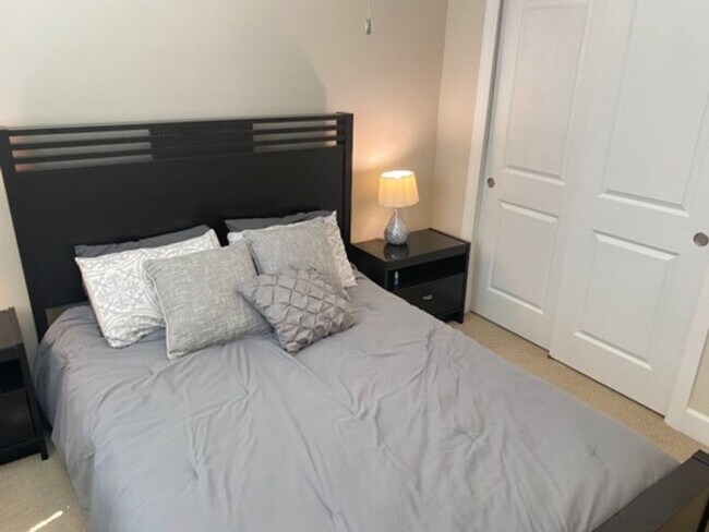Building Photo - Beautiful 4 Bedroom Home in Amazing Wesley...
