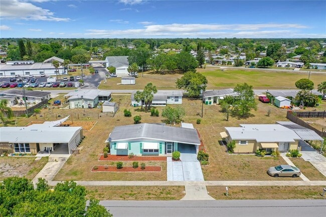 Building Photo - 22186 Catherine Ave