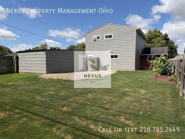 Building Photo - 6475 Sandfield Dr