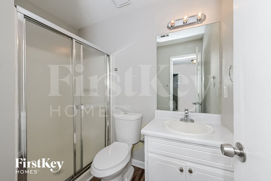 Building Photo - 185 Southmoor Cir