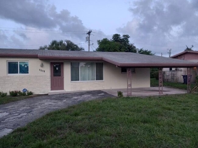 Building Photo - 1278 NW 31st Way