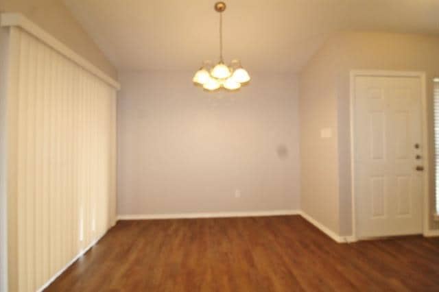 Building Photo - 6620 S Creek Dr