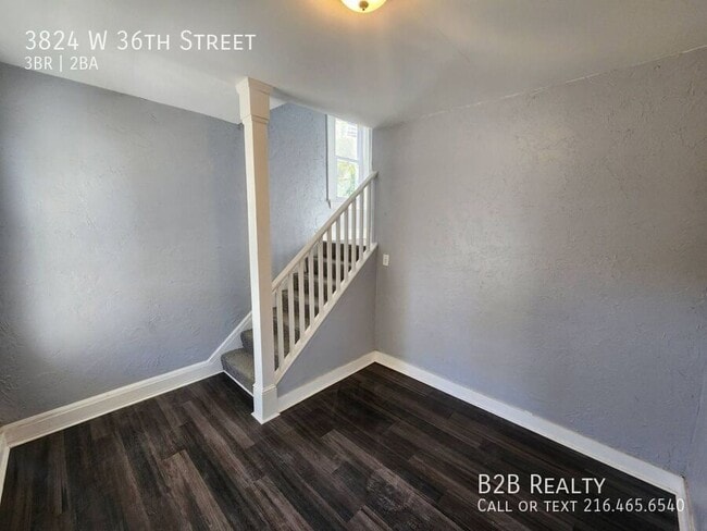 Building Photo - 3824 W 36th St