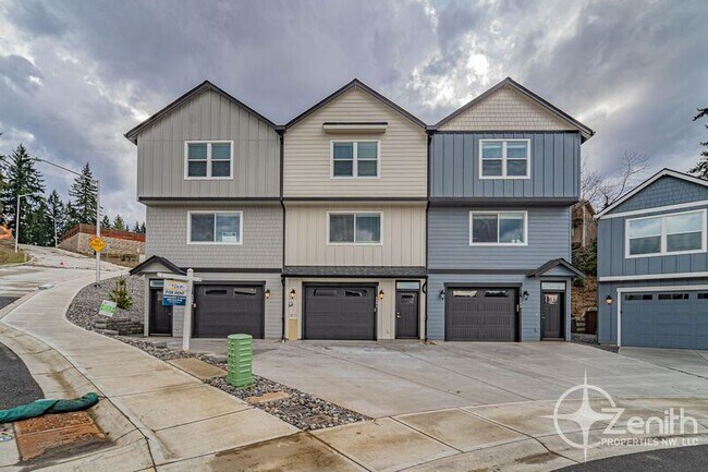 Building Photo - 4904 NE 2nd Ct