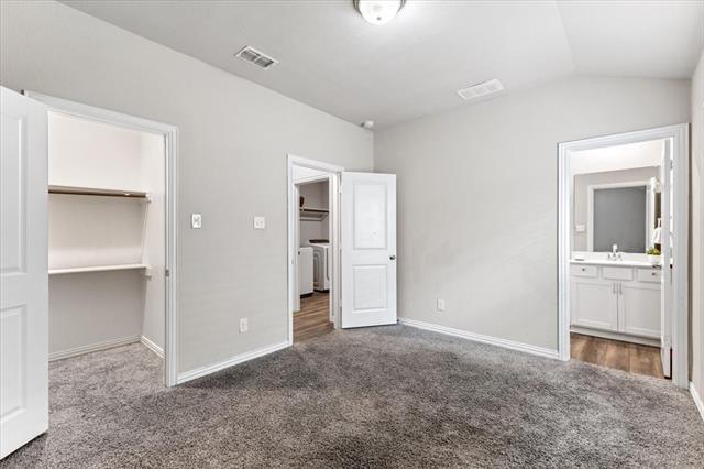 Building Photo - 2408 Buchanan Ln