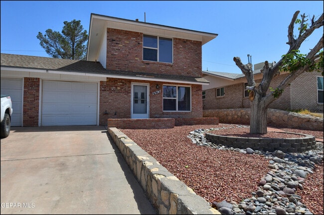 Building Photo - 6913 Pamlico Dr