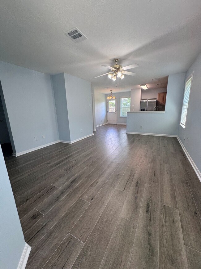 Building Photo - 18923 Larkspur Hills Dr