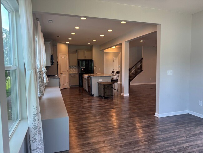 Building Photo - 6380 Durango Way