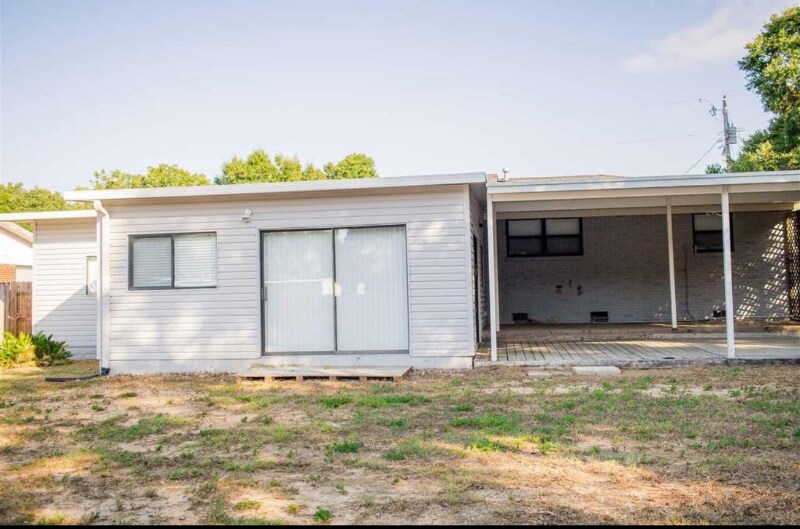 Building Photo - 1007 Rainbow Ave