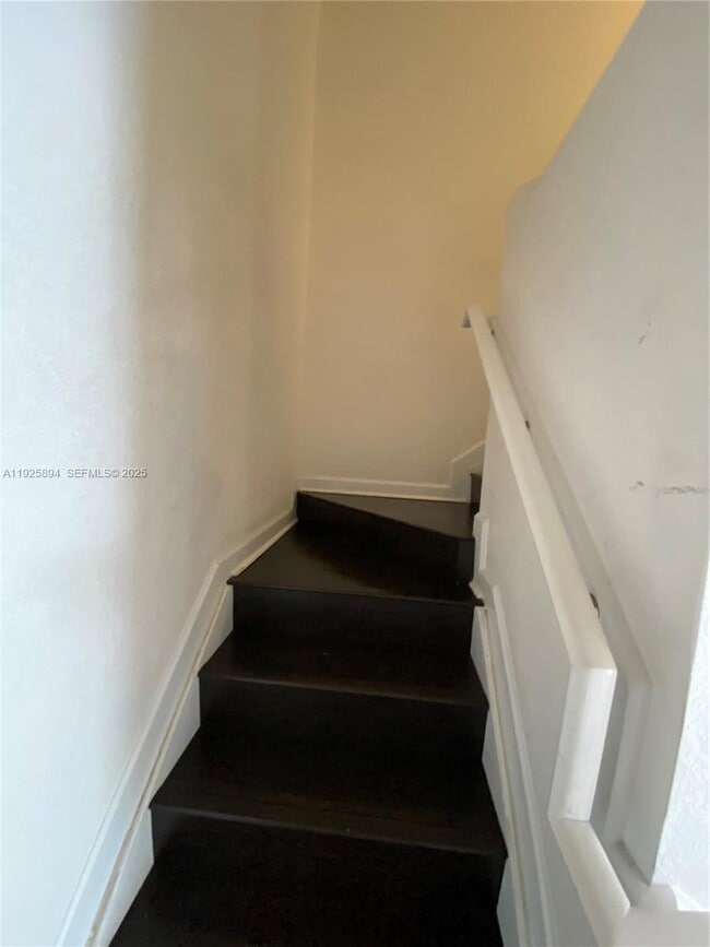 Building Photo - 210 NW 109th Ave