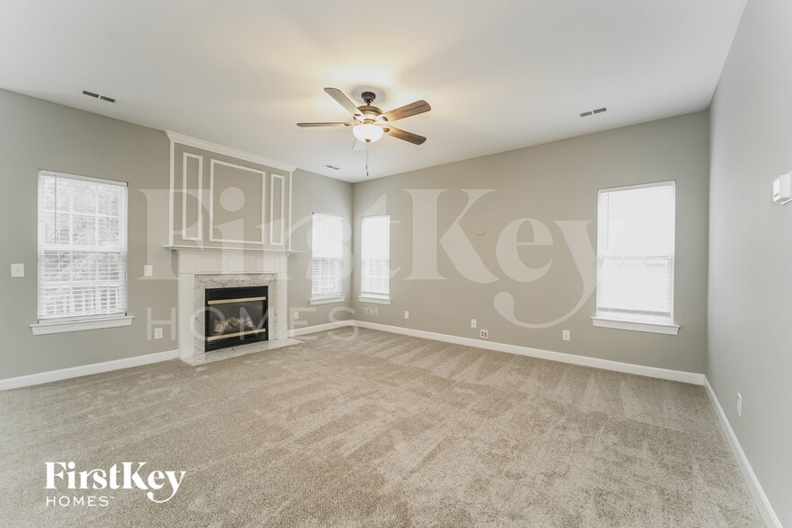 Building Photo - 1240 Blackstone Ct NW