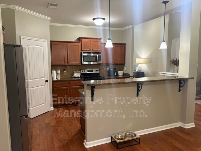 Building Photo - 6153 Lubiani Valley Dr