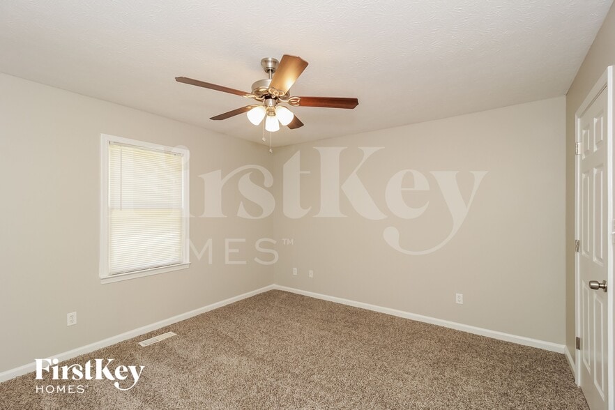 Building Photo - 216 Silverthorne Pass