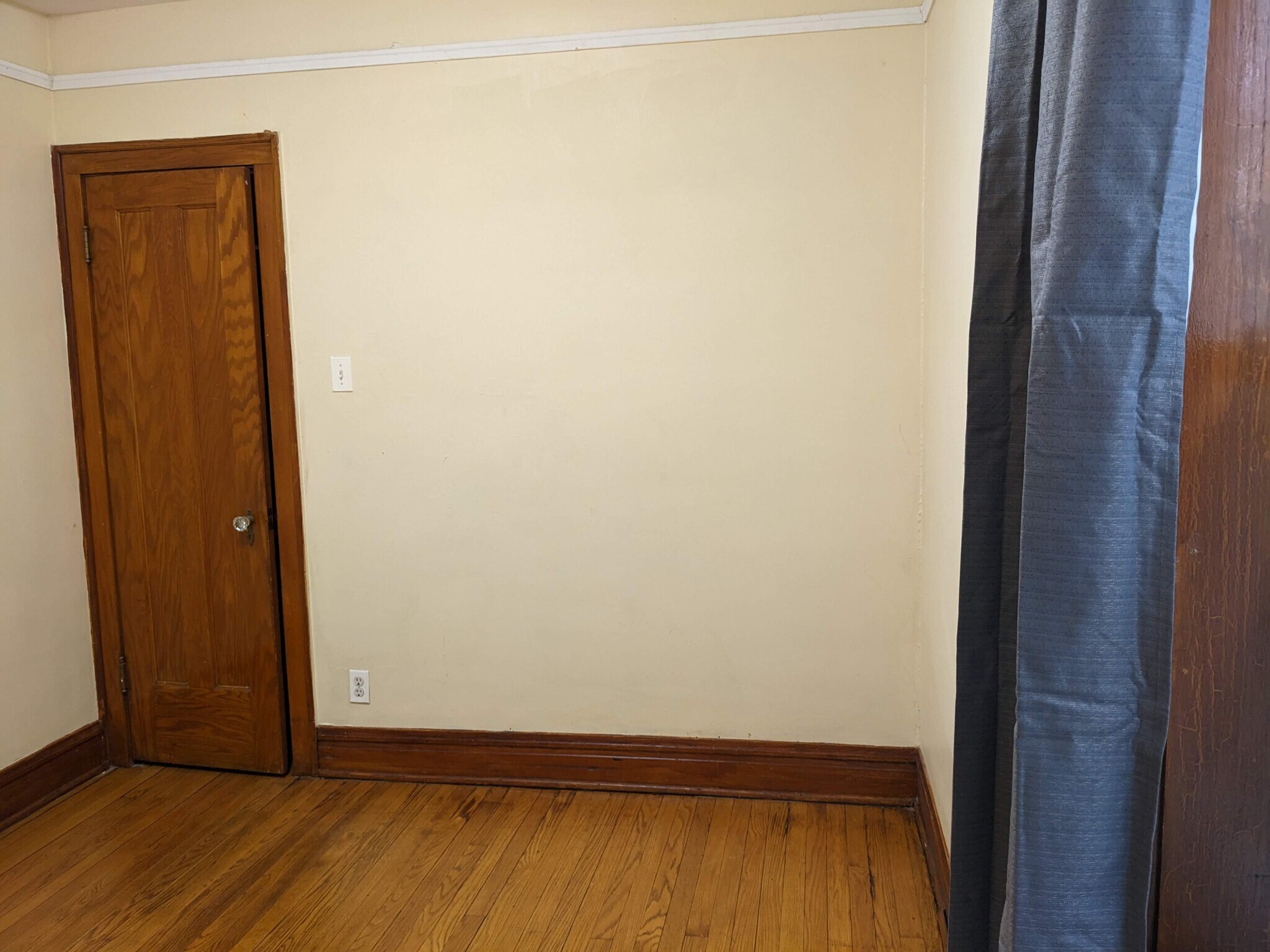 Building Photo - 1833 Gunderson Ave