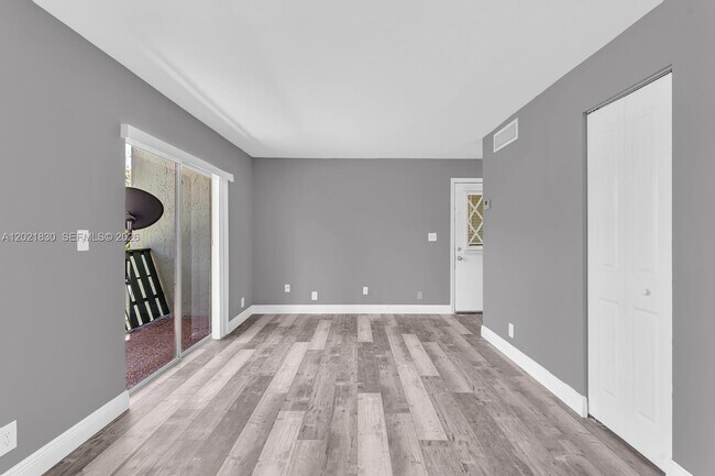 Building Photo - 8911 NW 28th Dr