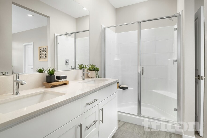 Building Photo - 10493 Viva Ct