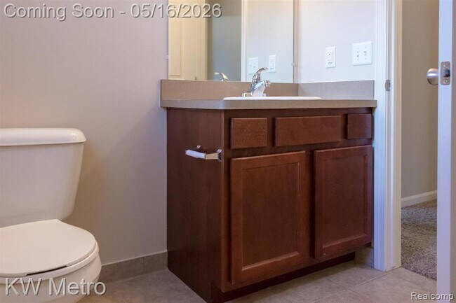 Building Photo - 49144 W Woods Dr