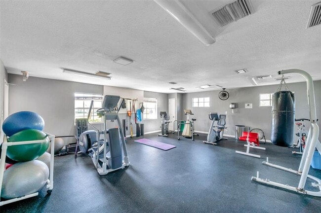 Building Photo - 5066 Coquina Key Dr SE