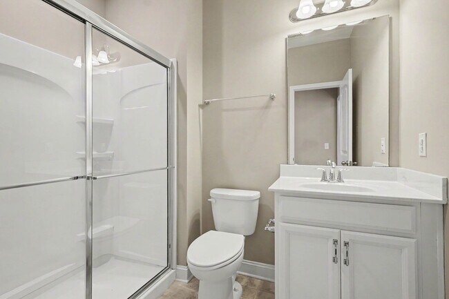 Building Photo - Beautiful 4-Bedroom End-Unit Townhome in West Cary | Open Floor Plan | Prime Location