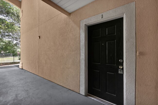 Building Photo - Limited-Time Rental Deal with move-in BONUS