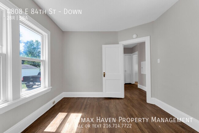 Building Photo - 4808 E 84th St