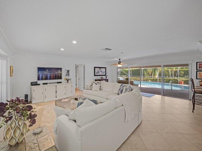 Building Photo - 1050 Gulfstream Way