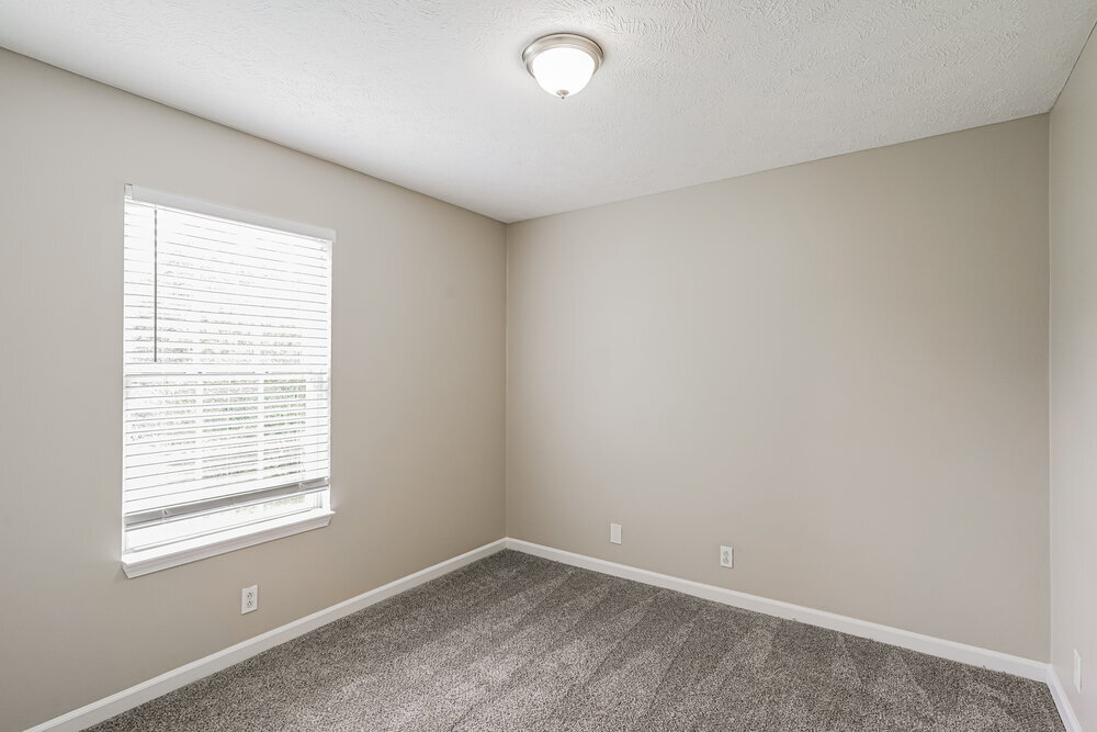 Building Photo - 1339 Macduff Dr