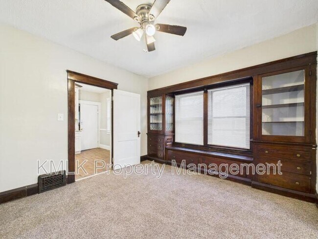 Building Photo - 2997 E 128th St