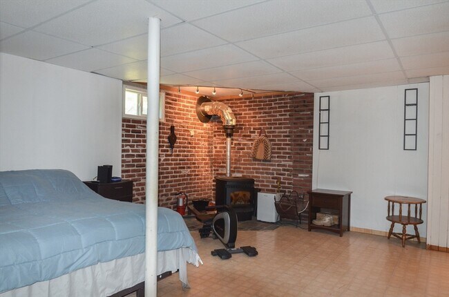 Building Photo - 52 Stockton St