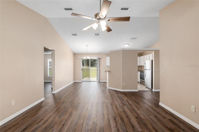 Building Photo - 2 Hemlock Radial Ct