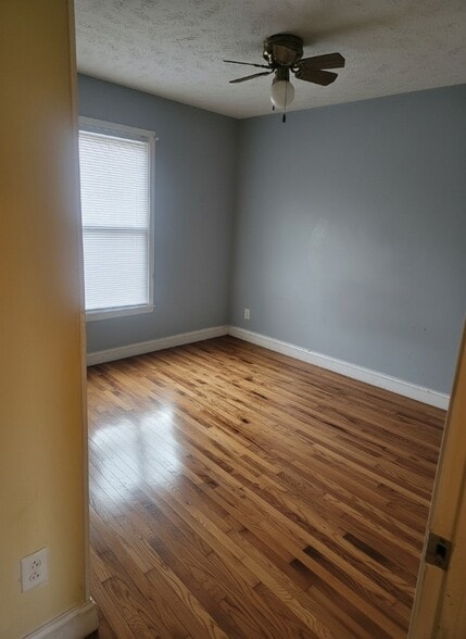 Building Photo - 1594 Menola Ct