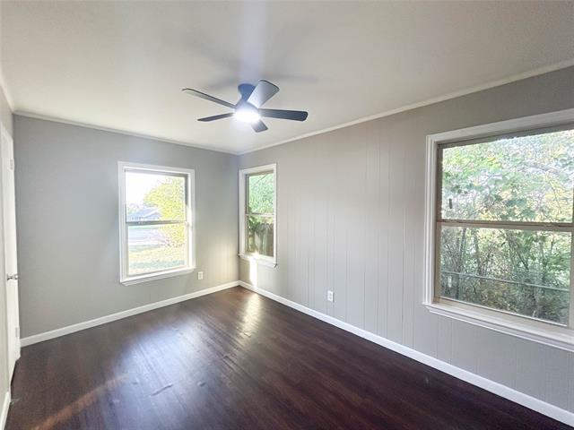 Building Photo - 913 W Main St