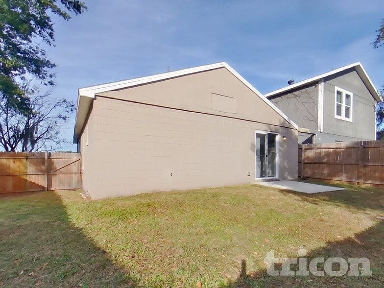 Building Photo - 1289 Cleveland Ave