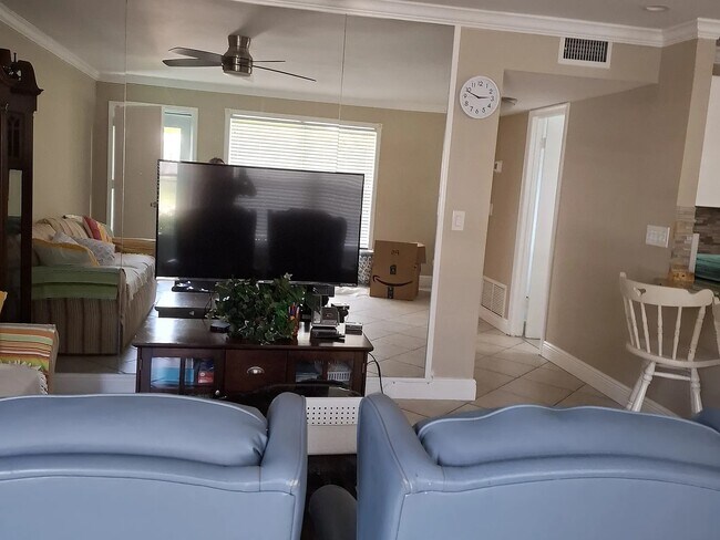Primary Photo - 2800 Indian River Blvd