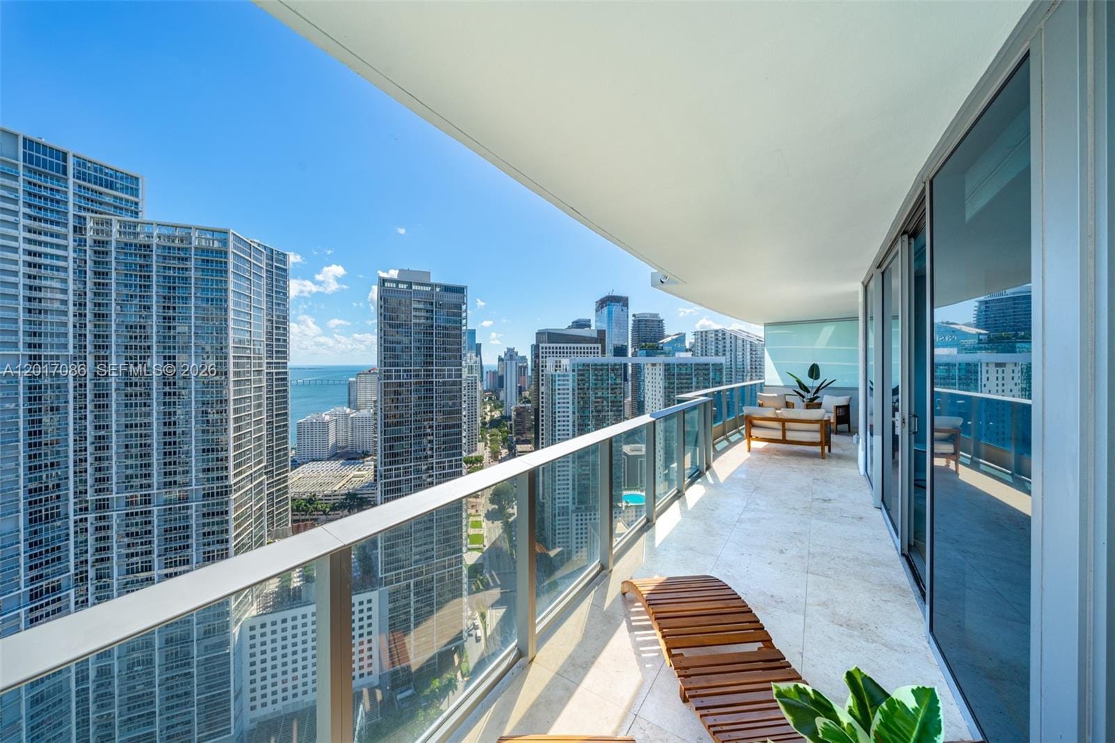 Building Photo - 200 Biscayne Boulevard Way