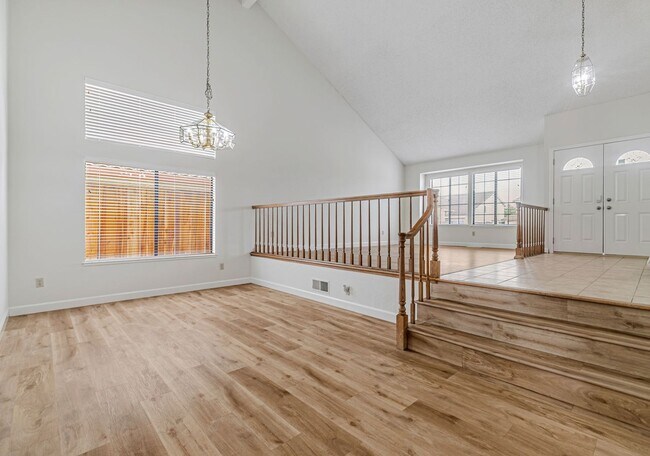 Building Photo - Spacious and Charming 4-Bedroom Home in Pr...