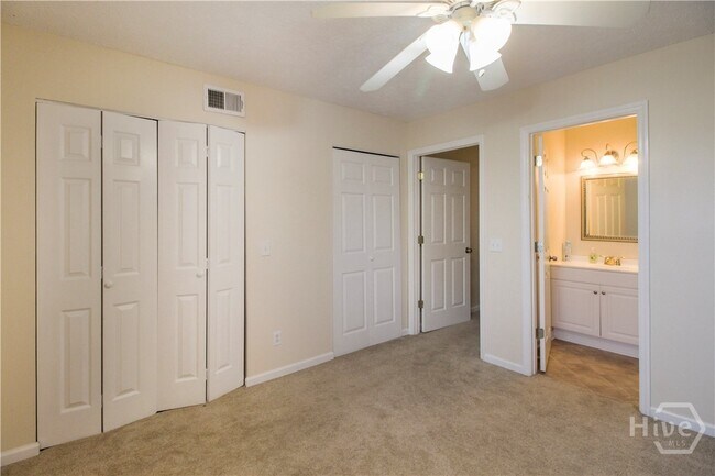 Building Photo - 34 Knollwood Cir