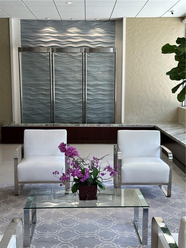 Building Photo - 4250 Galt Ocean Dr