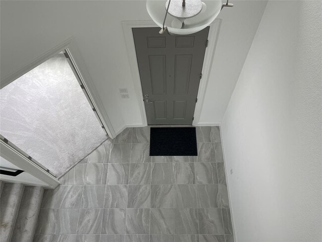 Building Photo - 1228 Brasano Pl