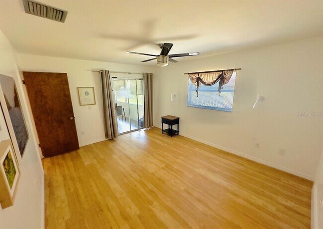 Building Photo - 104 Hartwood St