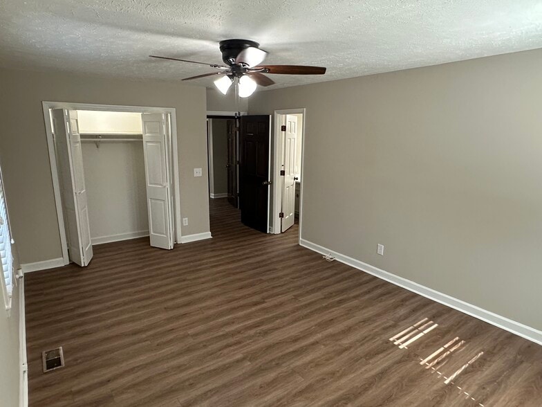 Building Photo - 3262 Hughes Gasque Rd