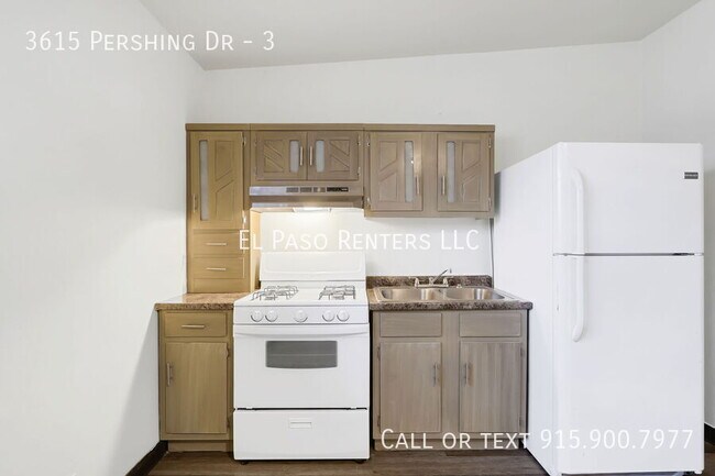 Building Photo - 3615 Pershing Dr