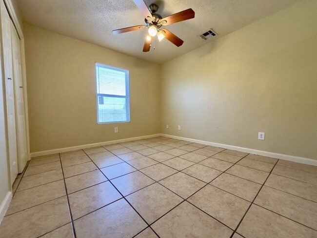 Building Photo - 1736 Flood St